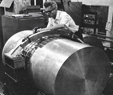 Weber's rResonant detector (~1965)